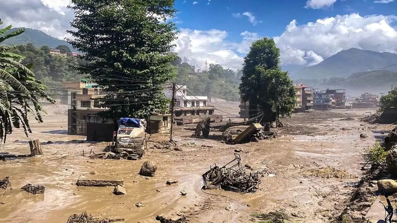 Nepal Flash Floods: About 400 Kailash Mansarovar Pilgrims Unreachable As Massive Floods Sweep Nepal Villages 
