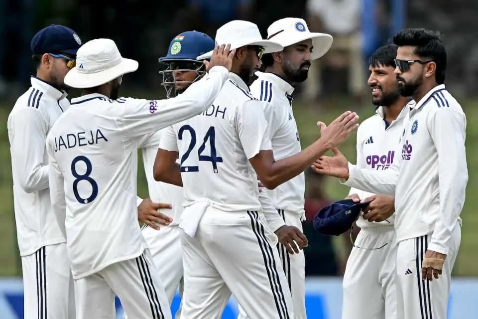 Saransh Jain takes two wickets, Srilanka all out for 290, India enforce follow on 