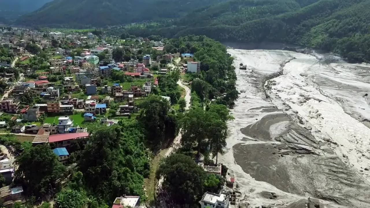 Nepals history of disasters: Repeatedly reduced to ruins