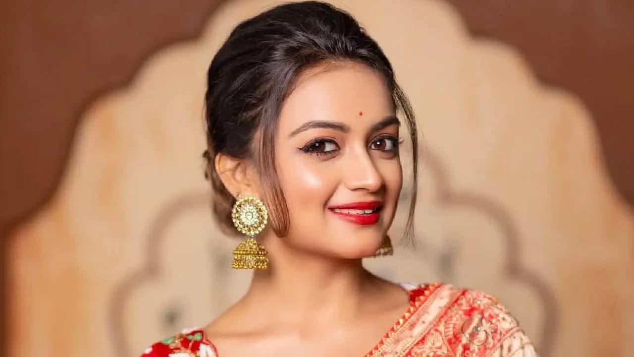 Titiksha Das will be seen as Devi Durga in Mahalaya 
