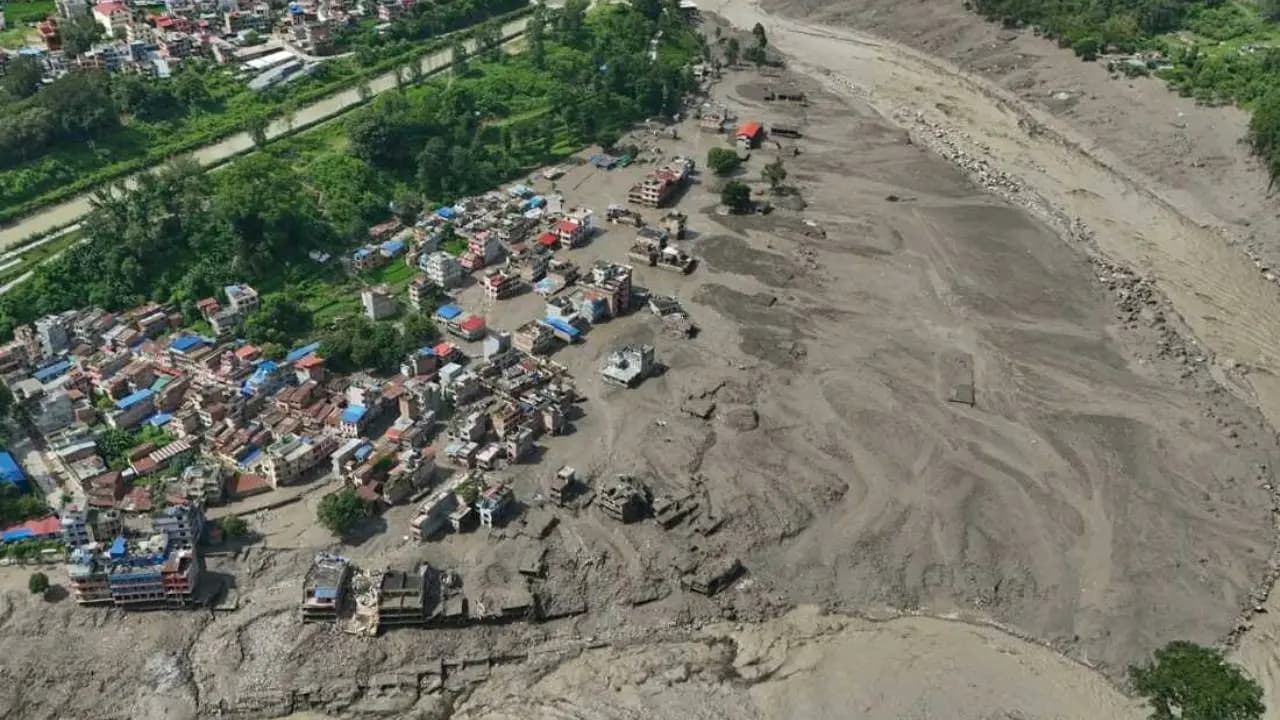 9-Metre Rise in 30 Minutes: How an Ice-Rock Avalanche May Have Triggered Nepal’s Deadly Floods