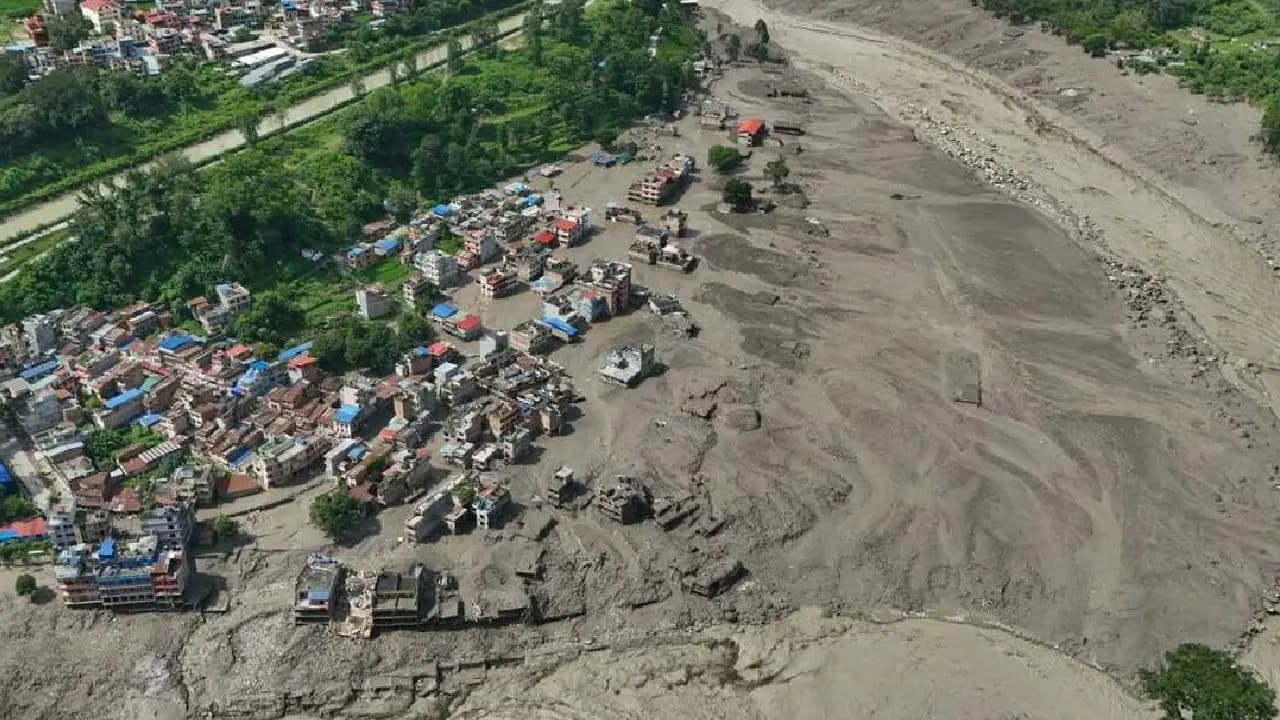 Nepal Flood Update: Deaths Rise more than 450Over 170 Indians Missing 