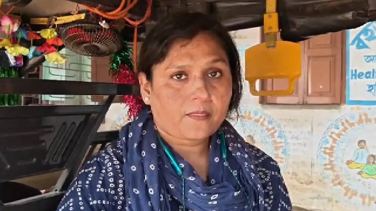 Female Teacher Got Beaten By Another Teacher in School During Teachers Day Planning Meeting in Murshidabad