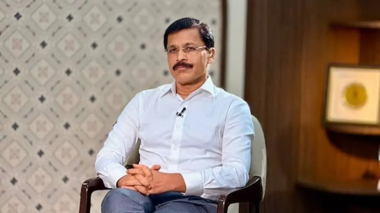 Do you feel you are a lord? Bombay HC raps Maharashtra FDA
