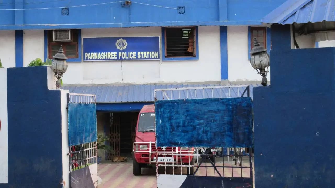 Behala man accused of repeatedly harassing dogs Inside his House