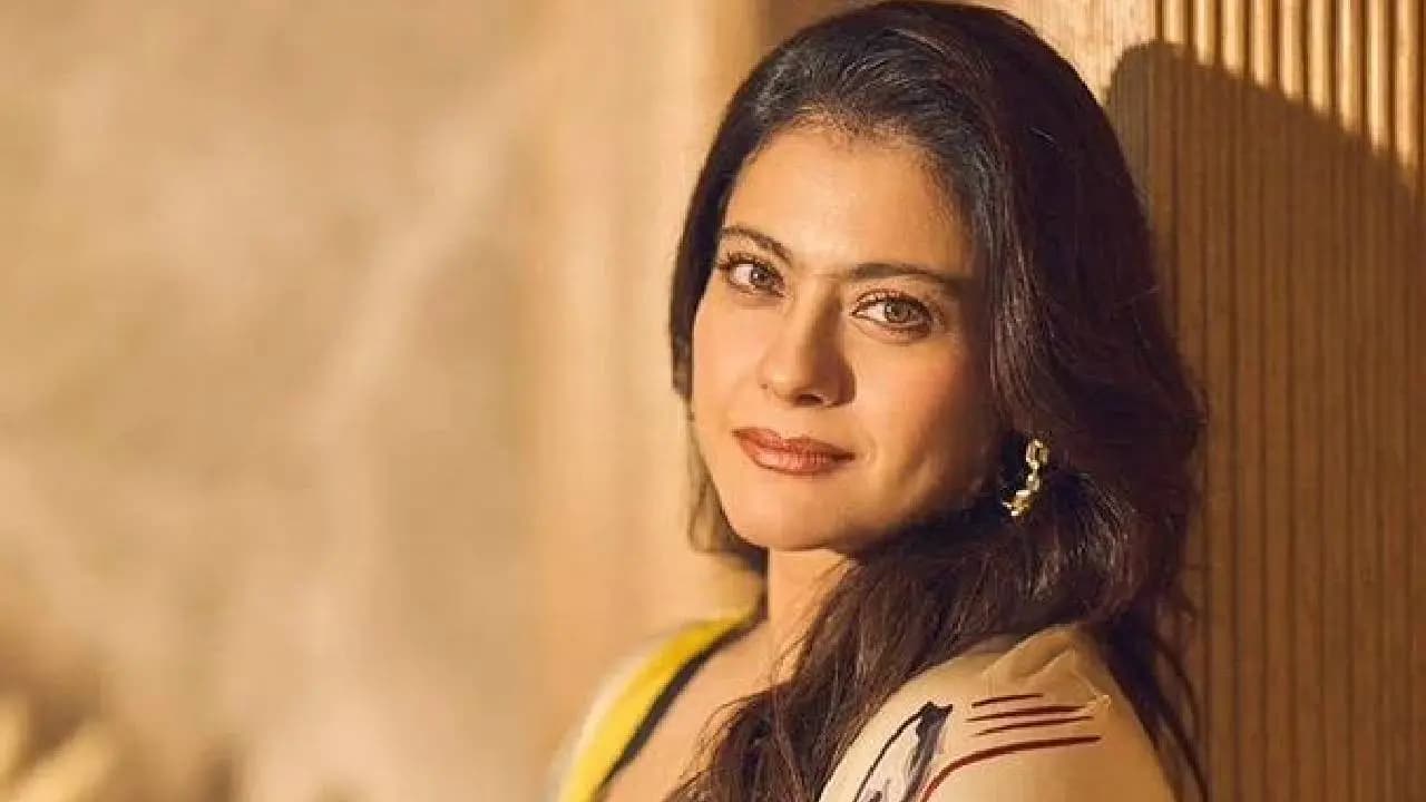 Karan Johar revealed Kajol had a huge crush on Akshay Kumar 
