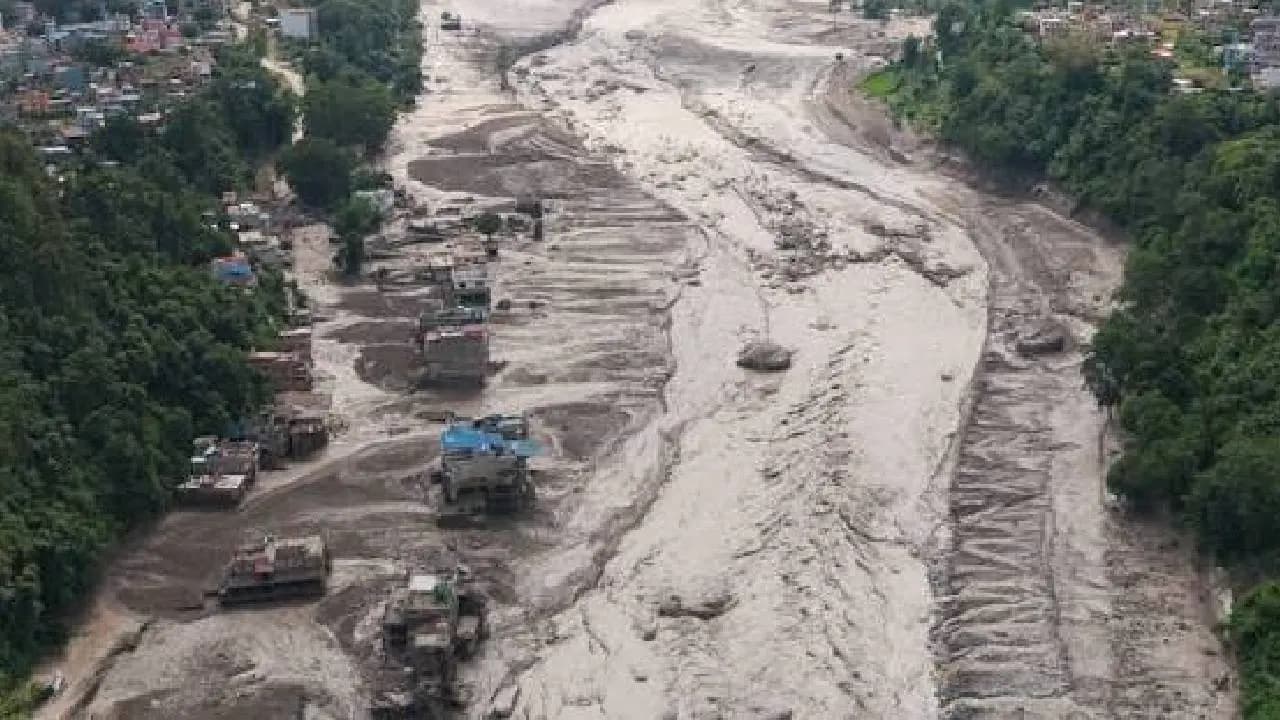 Rescue operation going on in Nepal