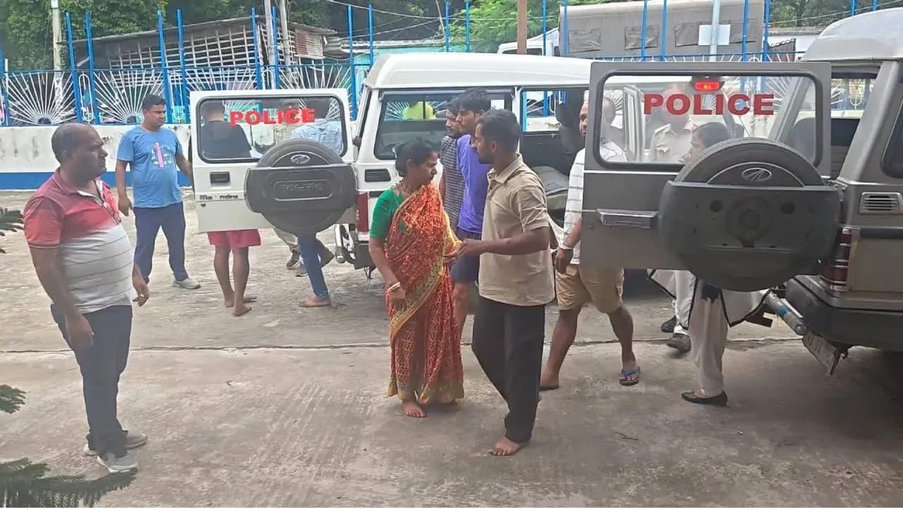 Molly the love drug has arrived in the state a woman has been arrested in Murshidabad.