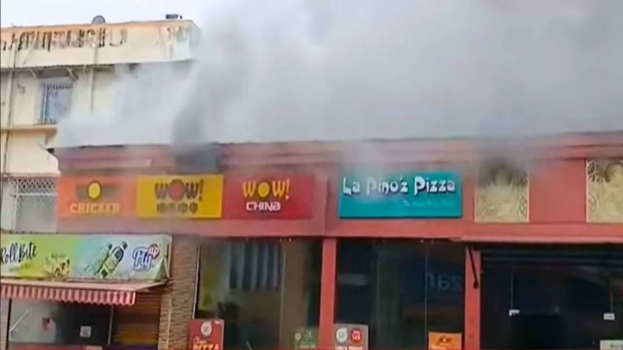 Sealdah Fire: Massive panic at Sealdah station complex fire at the food plaza