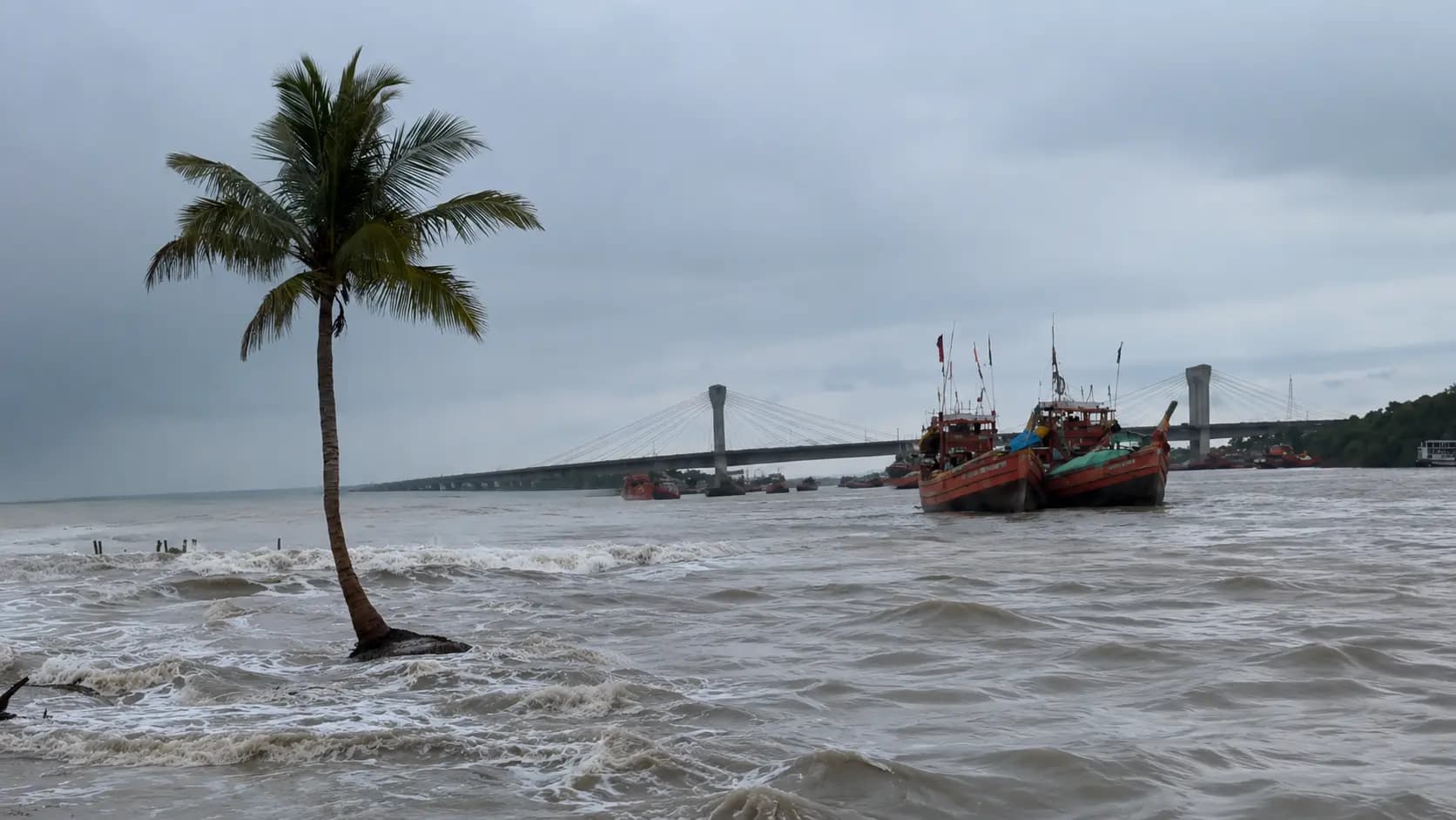IMD Weather Forecast: Strong Winds Warning Fishermen Advised Not to Enter Sea 