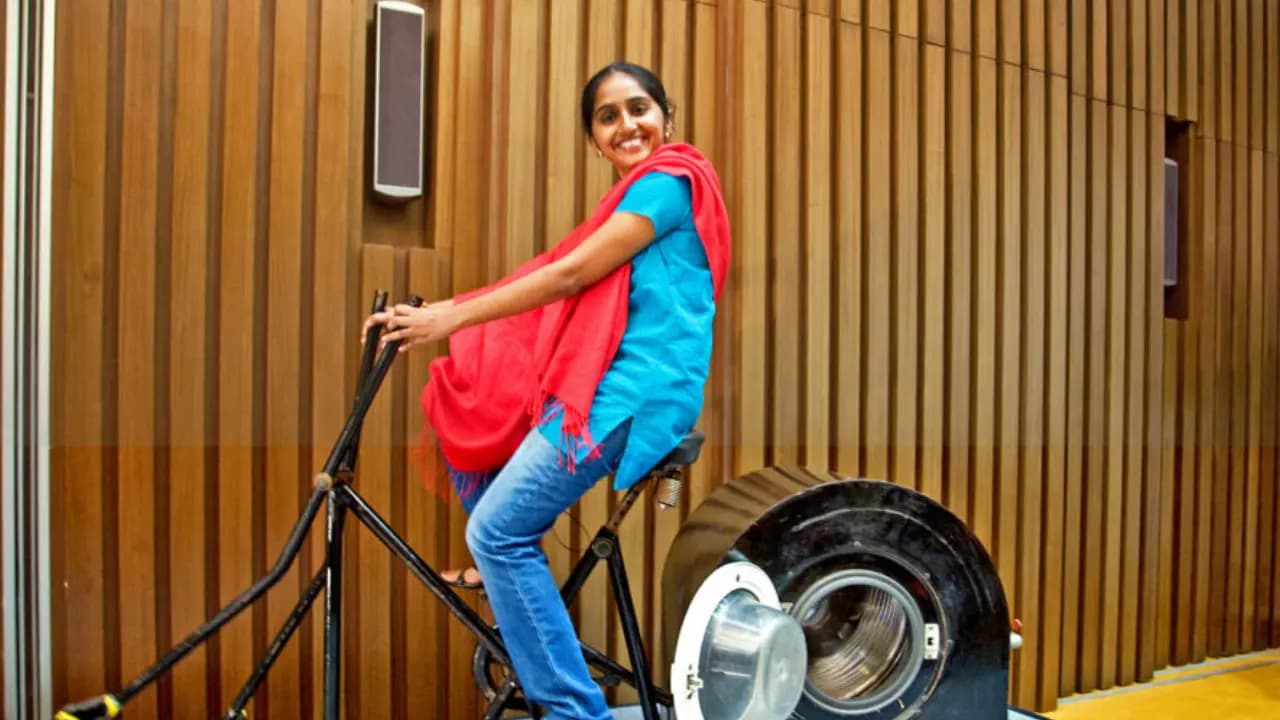 Viral Bicycle-Powered Washing Machine Without Electric: Kerala Girl Receives National Recognition