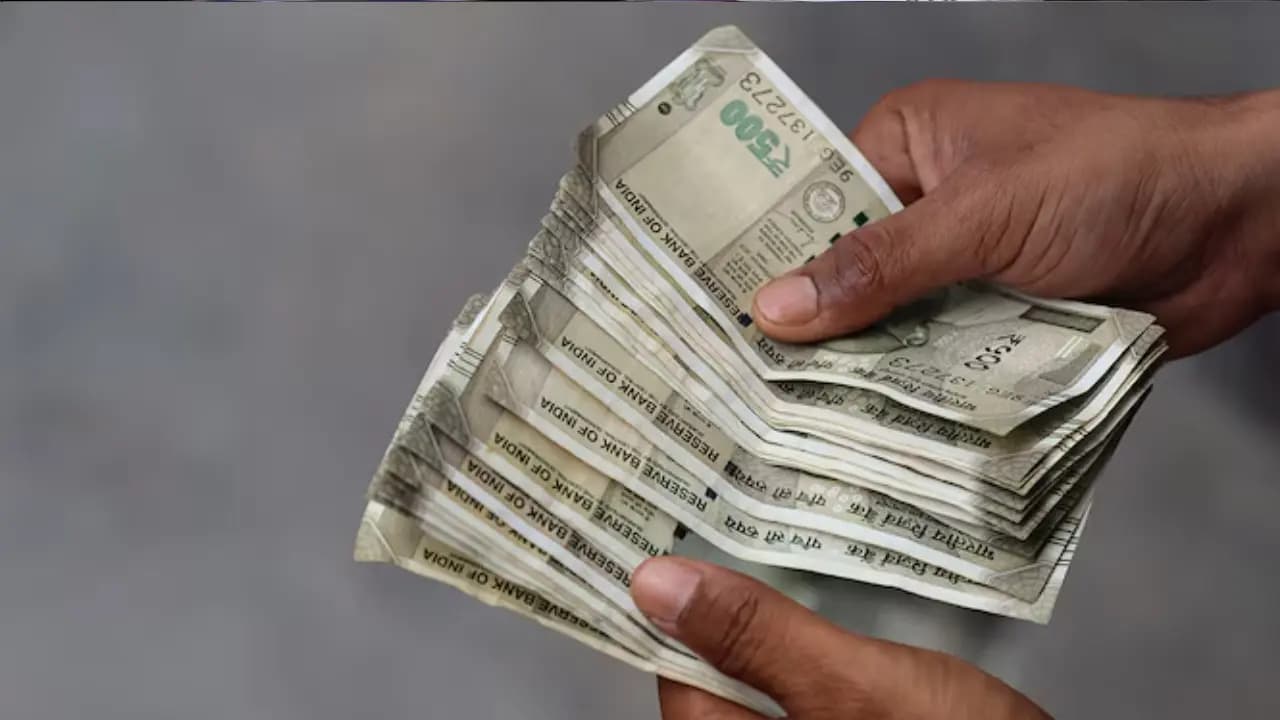 8 Money Habits That Can Help You Build Crores and Secure Your Financial Future Its Not About Income Its All about Smart Investments and Savings Techniques