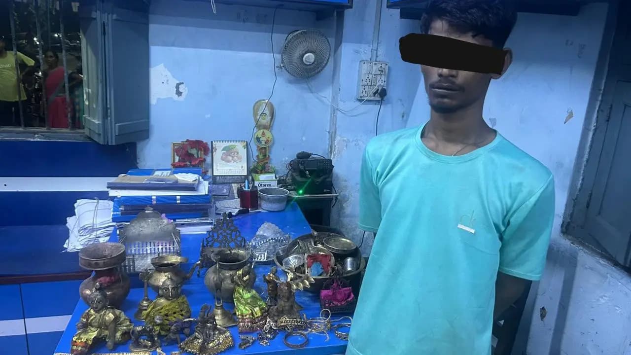 One arrested on Beleghata temple theft case