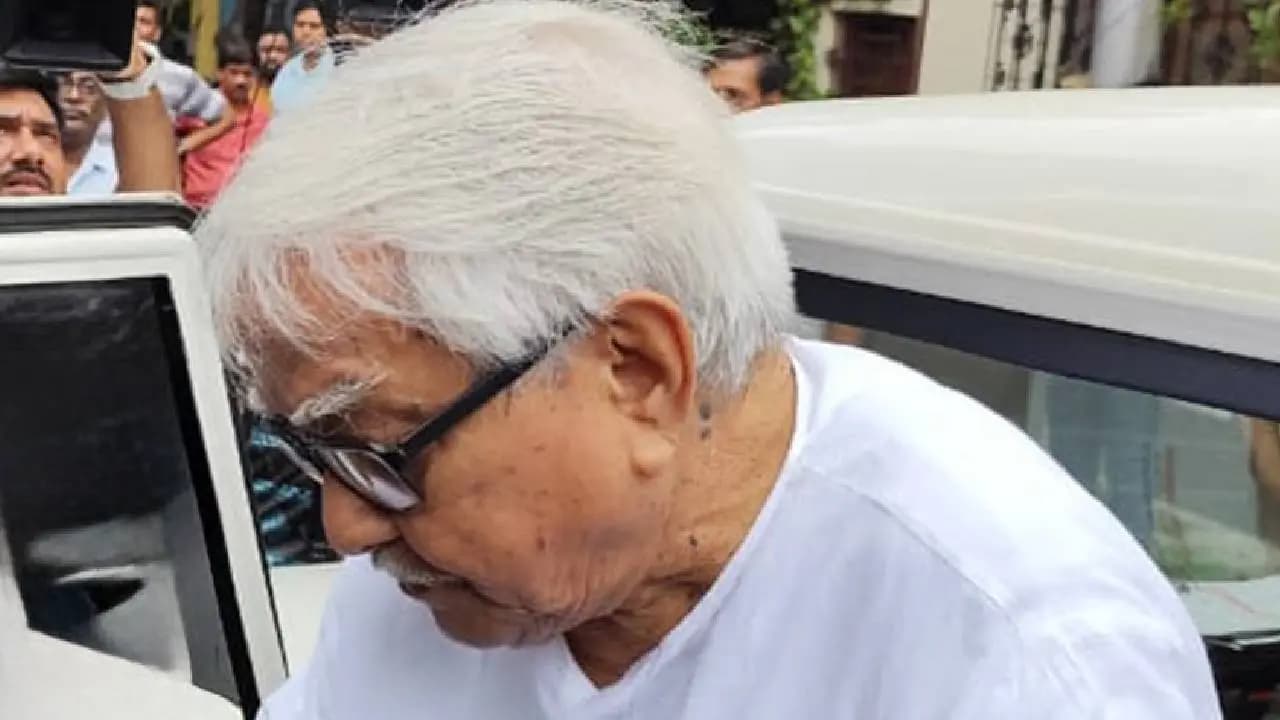Mamata Banerjee wished speedy recovery for Biman Bose
