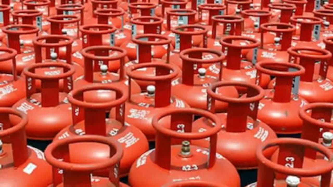 Commercial LPG Price Hikes Again Domestic Gas Prices Stay Unchanged Across India On September 4