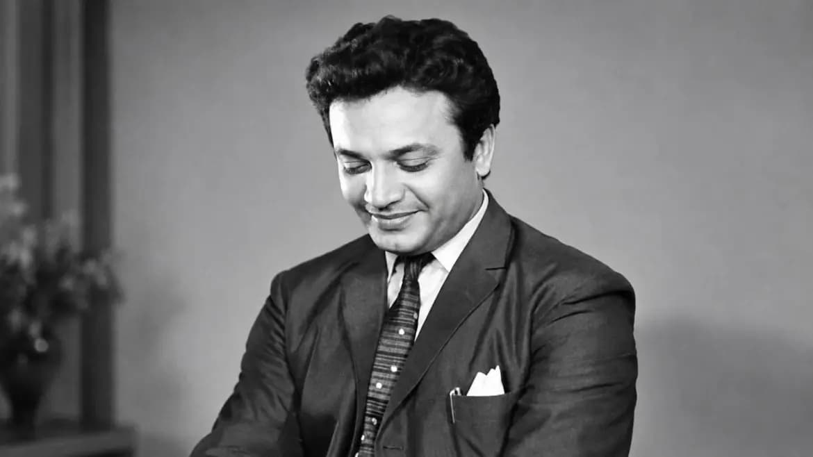 Why Uttam Kumar Shouted Haribol in Film Studios: Tarun Majumdar Revealed Unheard Anecdote in his autobiography