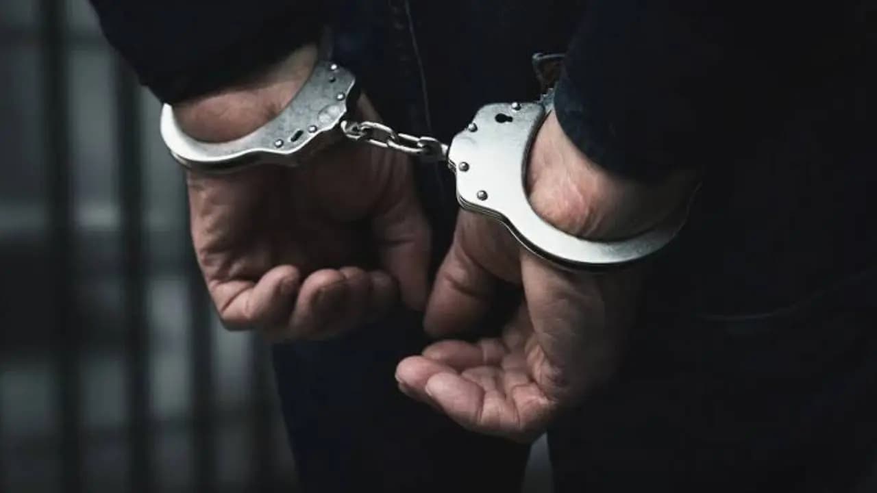 Bike theif couple arrested from barrackpore