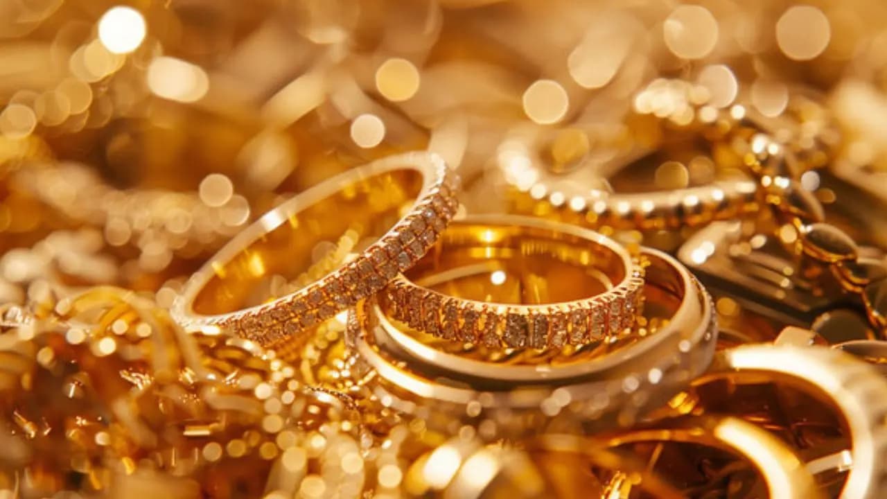 Gold Heritage to Business: From buying homes to studying abroad, the way Indians utilize Gold is Changing, Precious Jewelleries lying idle in lockers is generating substantial funds!