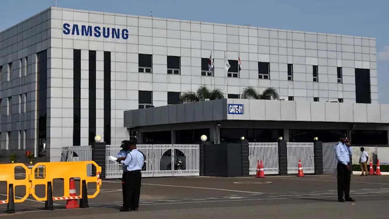 Layoff: Samsung India has begun laying off employees around 100 executives have been asked to resign