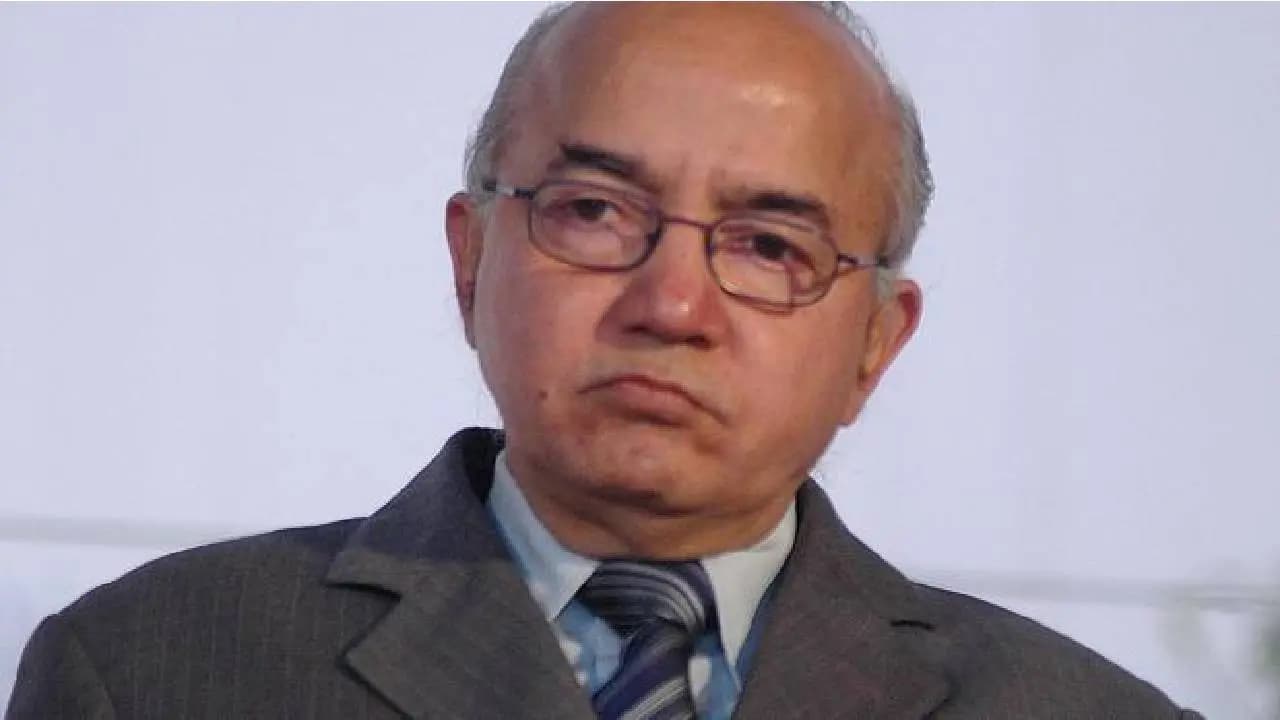 Former Delhi Chief Secretary Rakesh Mehta Found Dead at Noida Residence