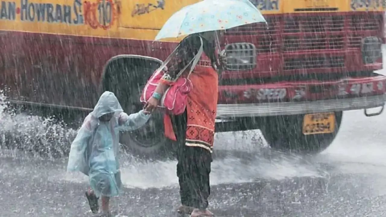 IMD Weather Update: Risk of severe weather in Kolkata Yellow alert issued by the Weather Office for five districts