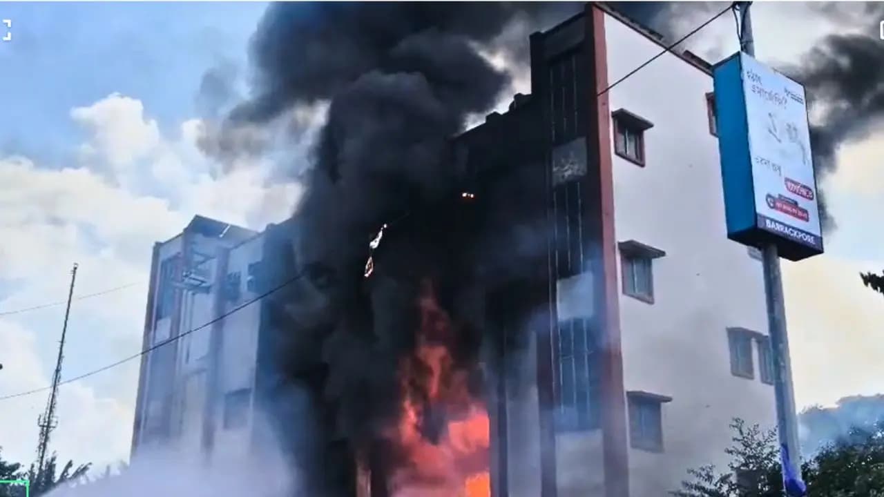 Panihati Fire: Massive fire breaks out at CESC Distribution center beside BT Road at Panihati