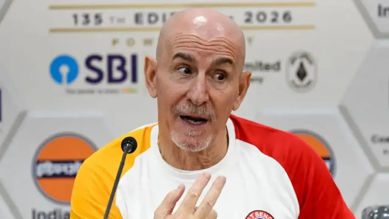 Before facing East Bengal in ACL 2 Al Hussein coach left the club and Al Hussein suffered a five goal defeat 