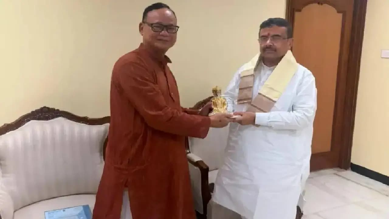 17 NCPI MPS May join BJP Soon MP Jagadish  chandra  barma basunia Claimed 