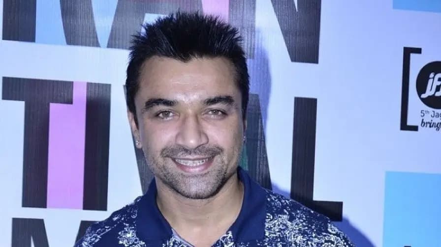 Former Bigg Boss Contestant Ajaz Khan Leaked Messages To Noida Creator
