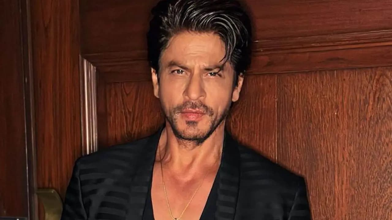 Shah Rukh Khan lost 5000 rs at Ajmer Sharif  Fakir told one day he will earn 500 Crore Rest is History