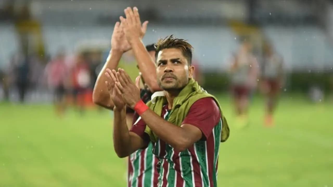 Former Mohun Bagan footballer Prabir Das has announced his retirement from football 