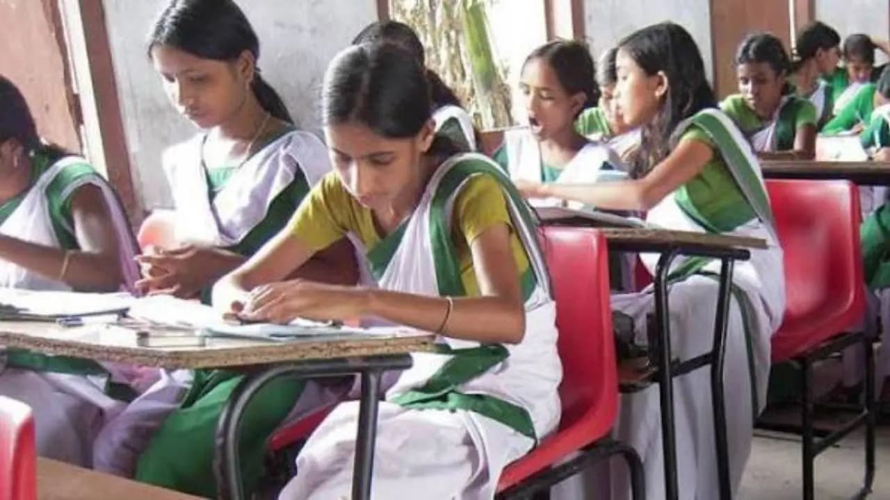 WB HS 2026 Exam Routine: WBCHSE again revises Higher Secondary third semester exam routine check schedule