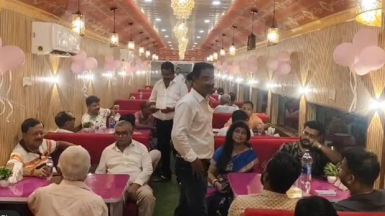 Jalpaiguri Coach Restaurant: Crowd In Jalpaiguri Famous Coach Restaurant, Town Gets a New Railway Coach Restaurant
