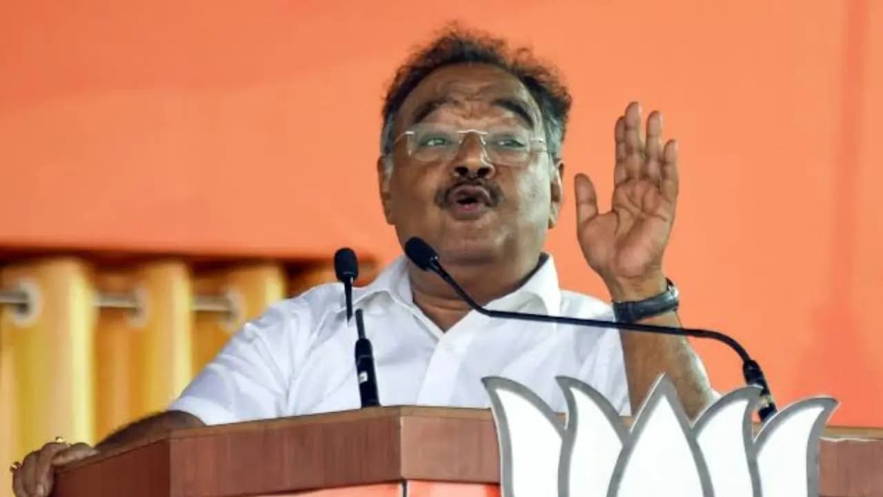 Samik Bhattacharya on Minorities: Samik Bhattacharya gives a big message to minorities before the Rejinagar by election