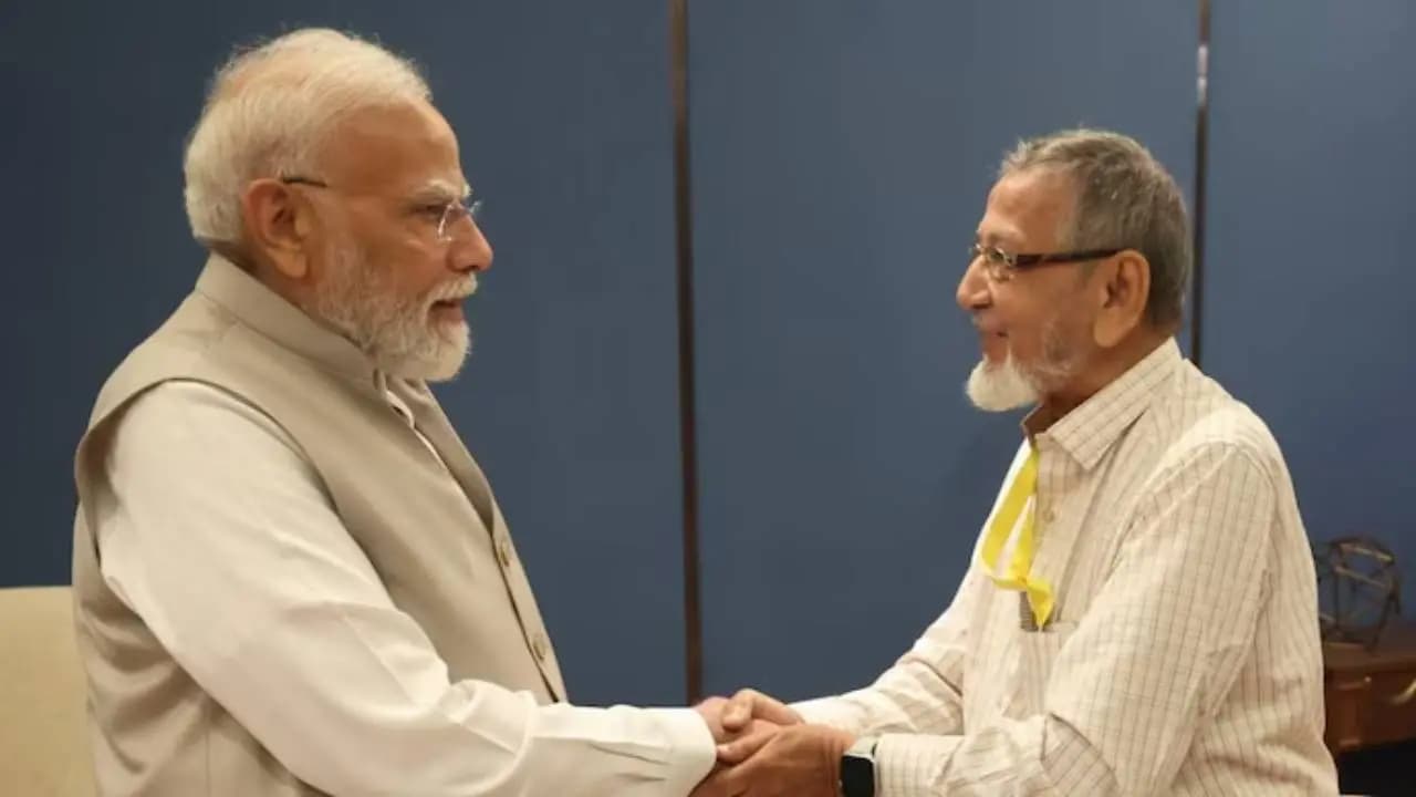 Modi’s Former Schoolmate Gets Land Back After Meeting PM