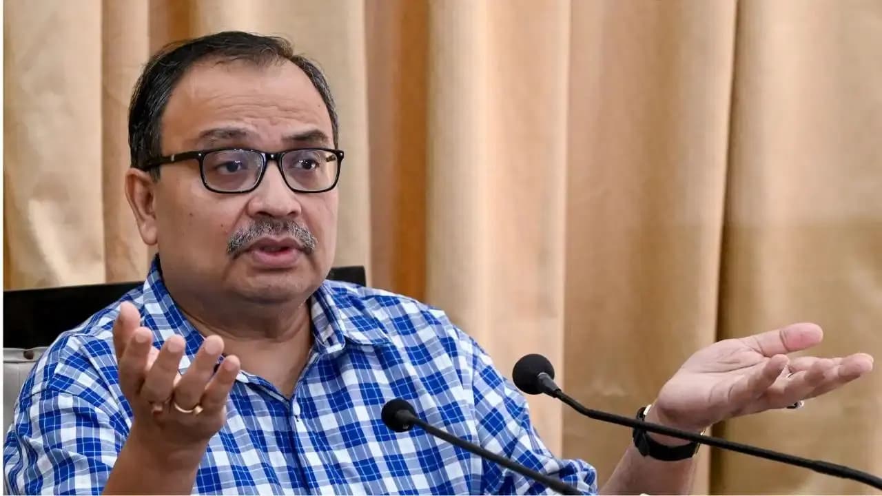 Kunal Ghosh goes to barasat police station also said about his next novel