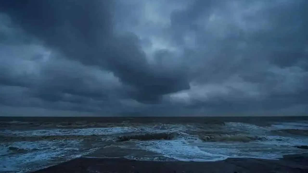 Three Cyclone Warning: Back To Back Cyclone To Hit From October to December This Year? Check Last Three Years Post Monsoon Cyclone Disasters