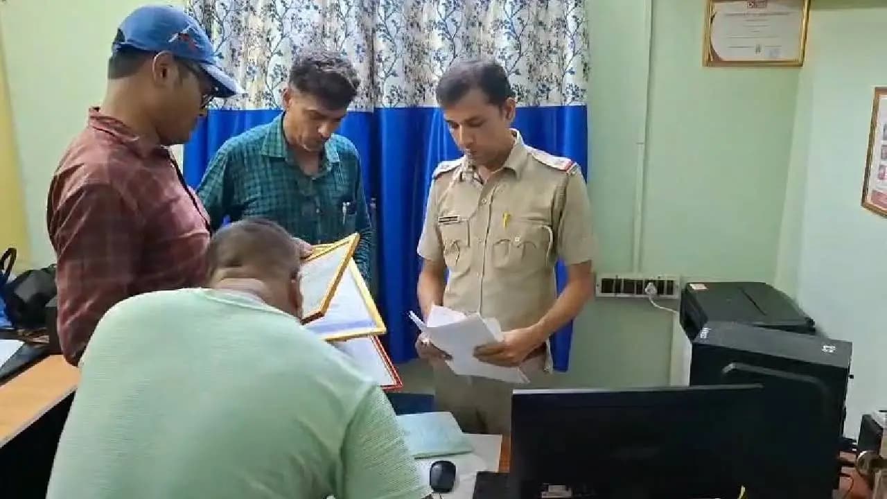 Jamtara-Style Scam Gang Busted in West Bengal