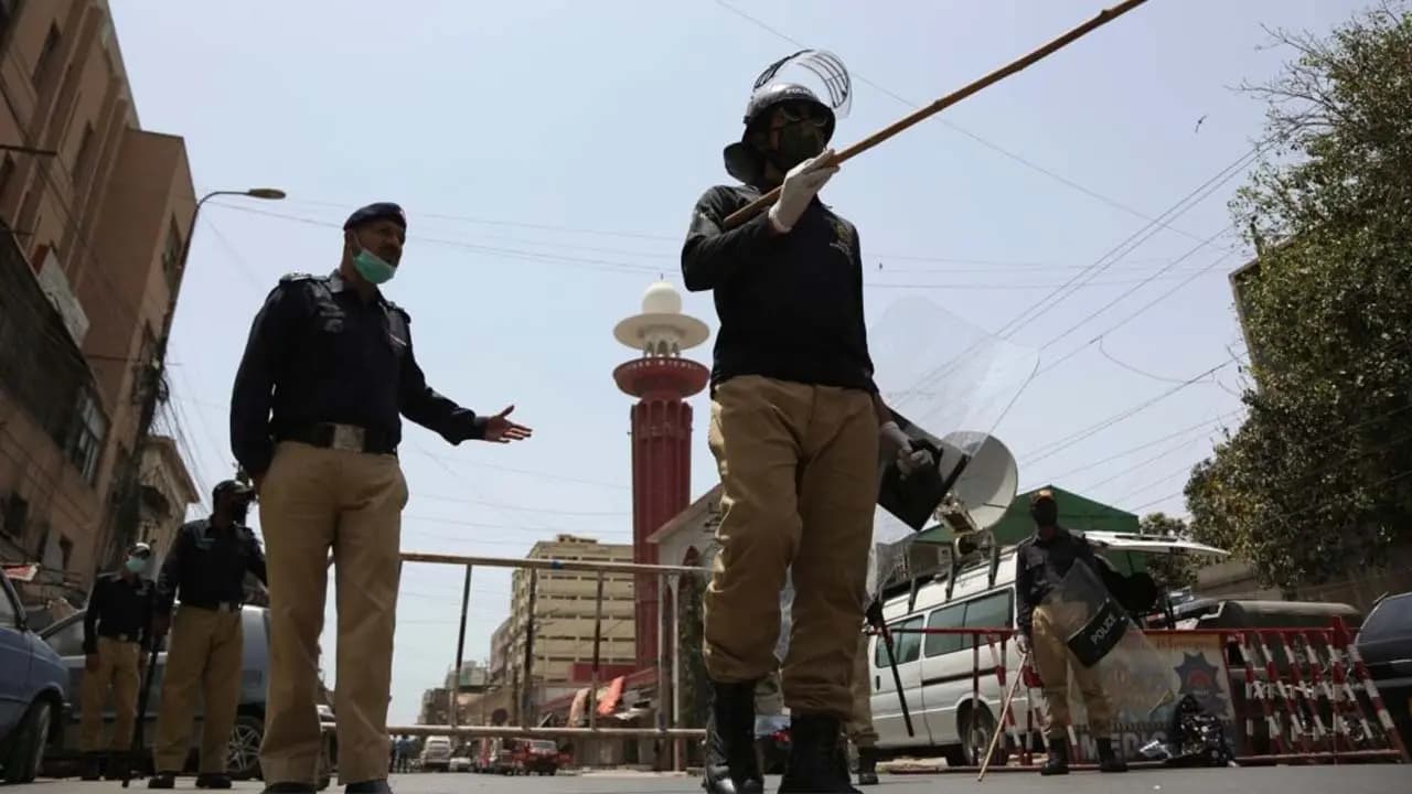 Lockdown Situation In Pakistan: Sharif government issues a set of directives to cut costs amidst severe fuel crisis