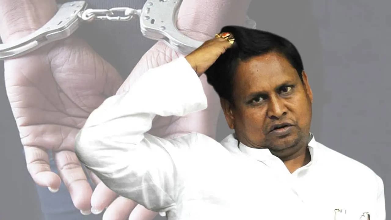 West Bengal BY Election: Four Top Leaders of Aam Janata Unnayan Party Arrested Overnight in Rejinagar