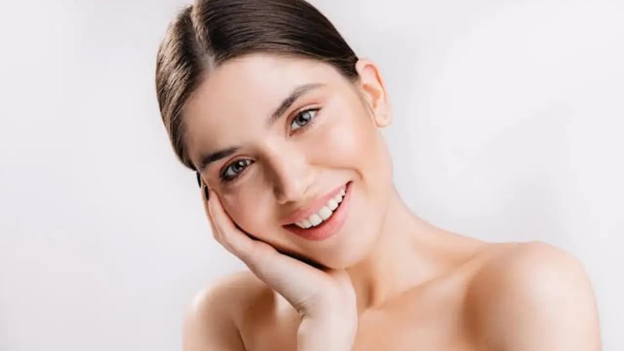 Boost Skin Glow Before Puja Consume a spoonful of this mixture daily