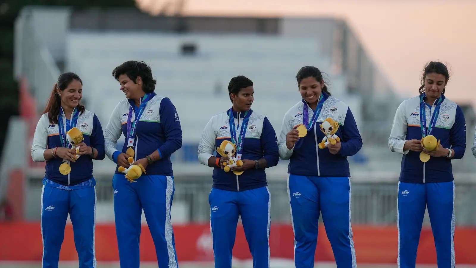 Don't buy gold, win it, Deepti Sharma's message after Asian Games win 