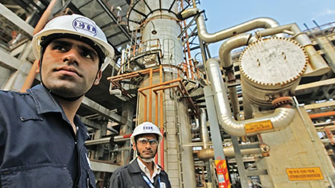 EIL Gets Deal in Kenya: Africas Richest Man Hires India Owned Firm For 16 Billion dollar Kenya Refinery