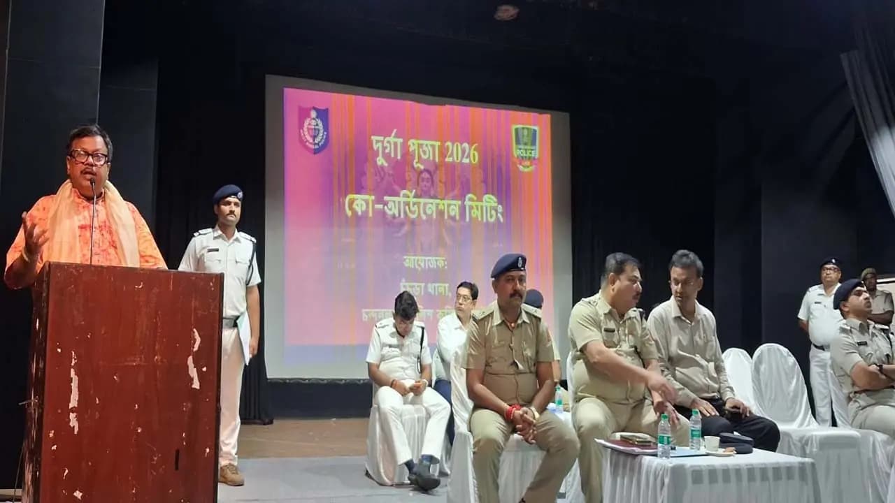 Durga Puja 2026: No compromise on rituals amidst the race for themes Durga Puja must be conducted strictly according to the rules clear directive from the Chandannagar Commissionerate 