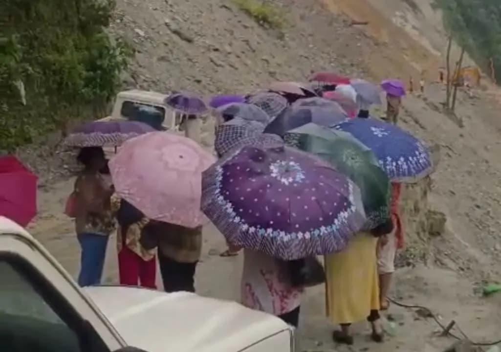 Continuous rain triggers fresh landslide in West Sikkims Rimbi village several homes at risk locals move to safer spots