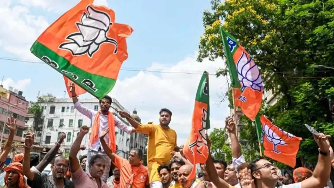 BJP District Presidents Change: Presidents of seven organizational districts of the West Bengal BJP replaced