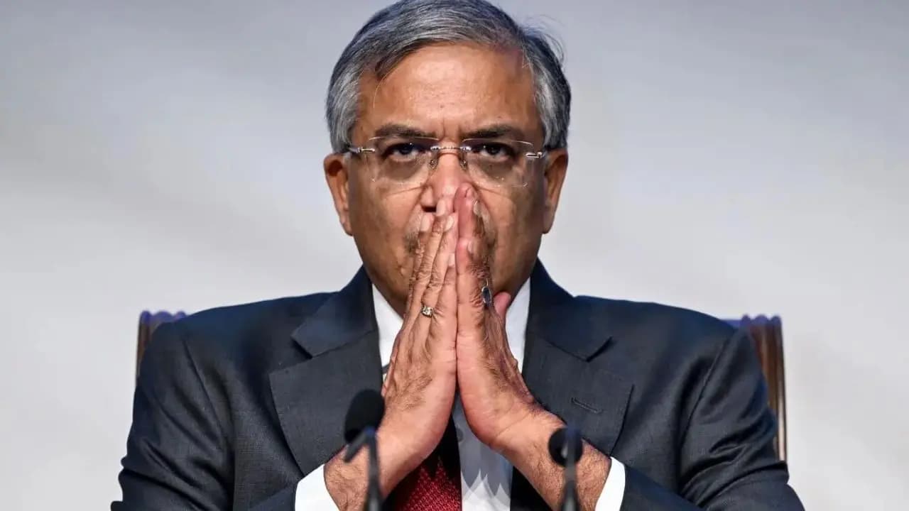 Gyanesh Kumar Educational Qualification: Check details about Chief Election Commissioner Gyanesh Kumars education and career