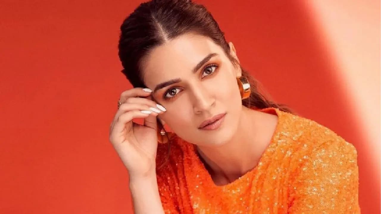 Kriti Sanon Express her concern on  Women Safety on Her Daughter's day post