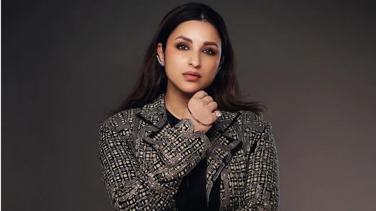 Parineeti chopra Wheeping Fror 3 hours after leaving her baby for work
