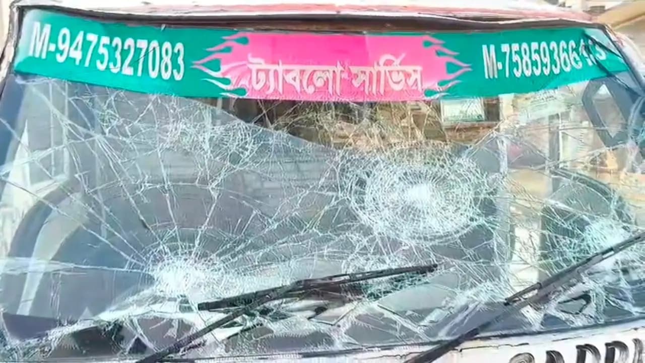 Nandigram Bypoll: Congress candidate Milan Pradhan s car allegedly vandalised by BJP